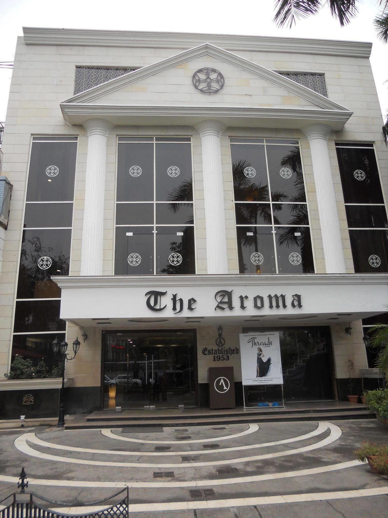 Hotel Aroma Complex Chandīgarh Zewnętrze zdjęcie